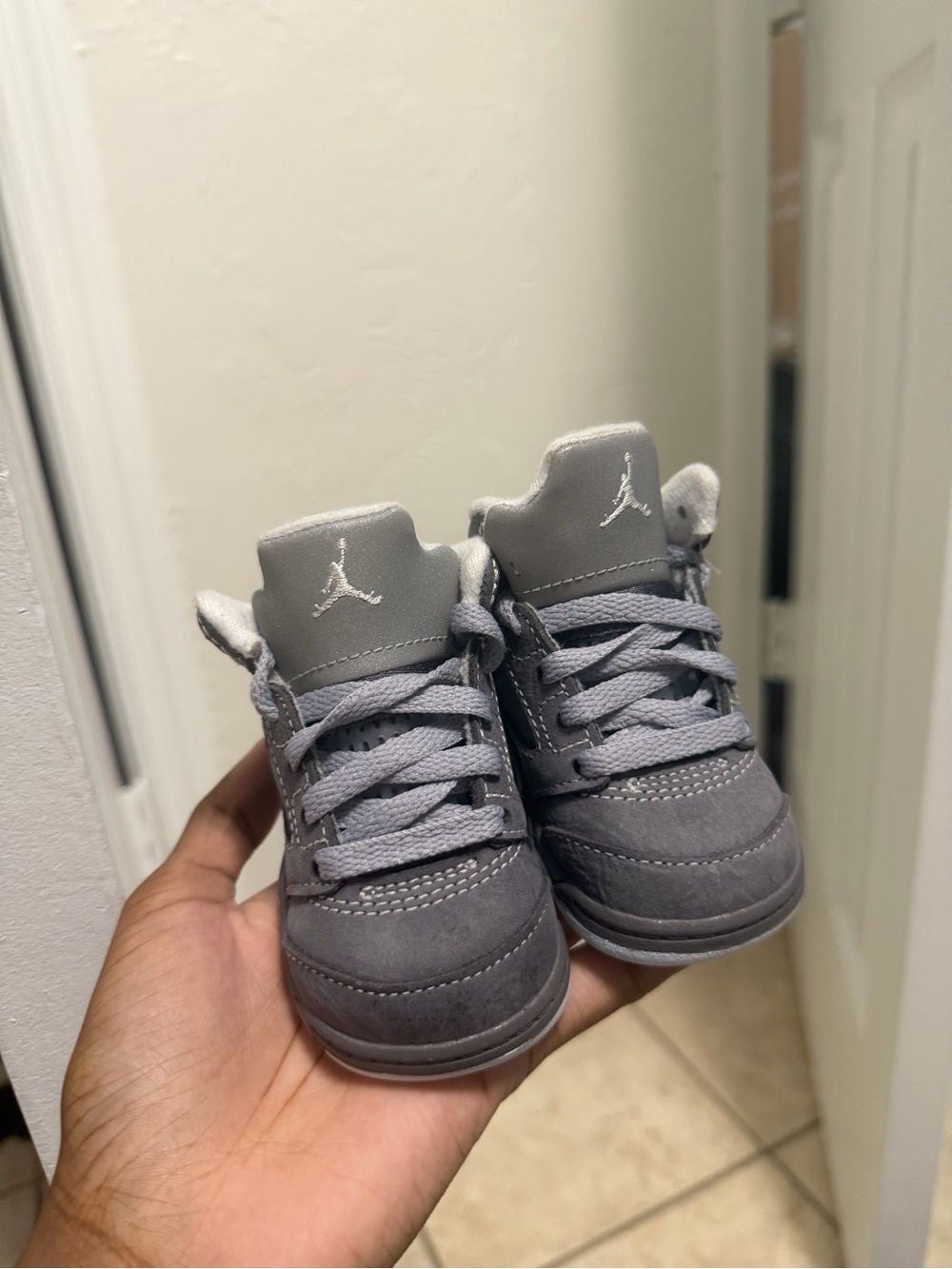 Jordan Toddler Suede High-Top Sneakers in Gray
